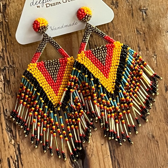 NWT Deepa Gurnani Luxe Beaded Diamond Chandeliers - Picture 11 of 16